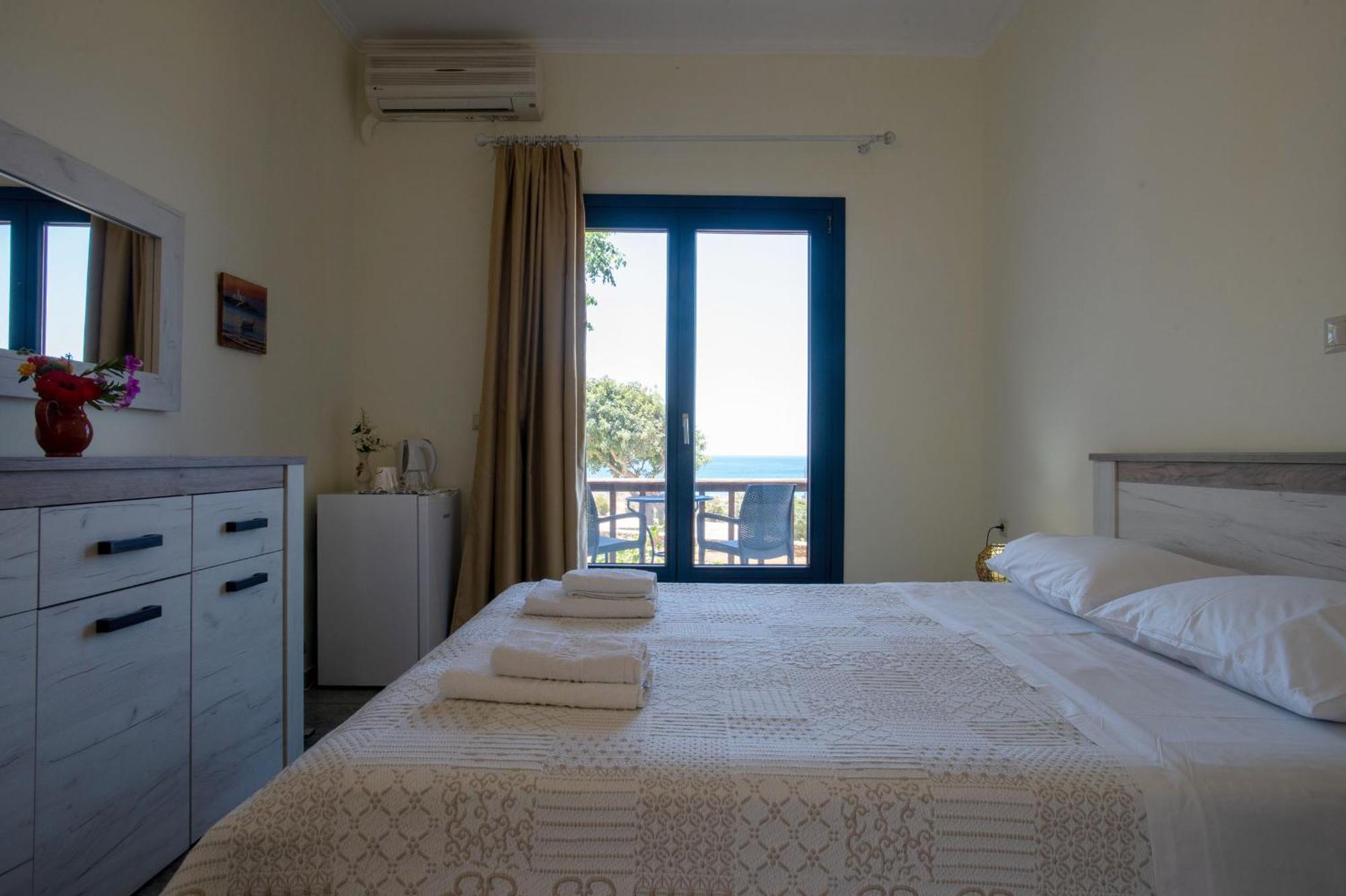 Adam Apartment Falasarna Room photo